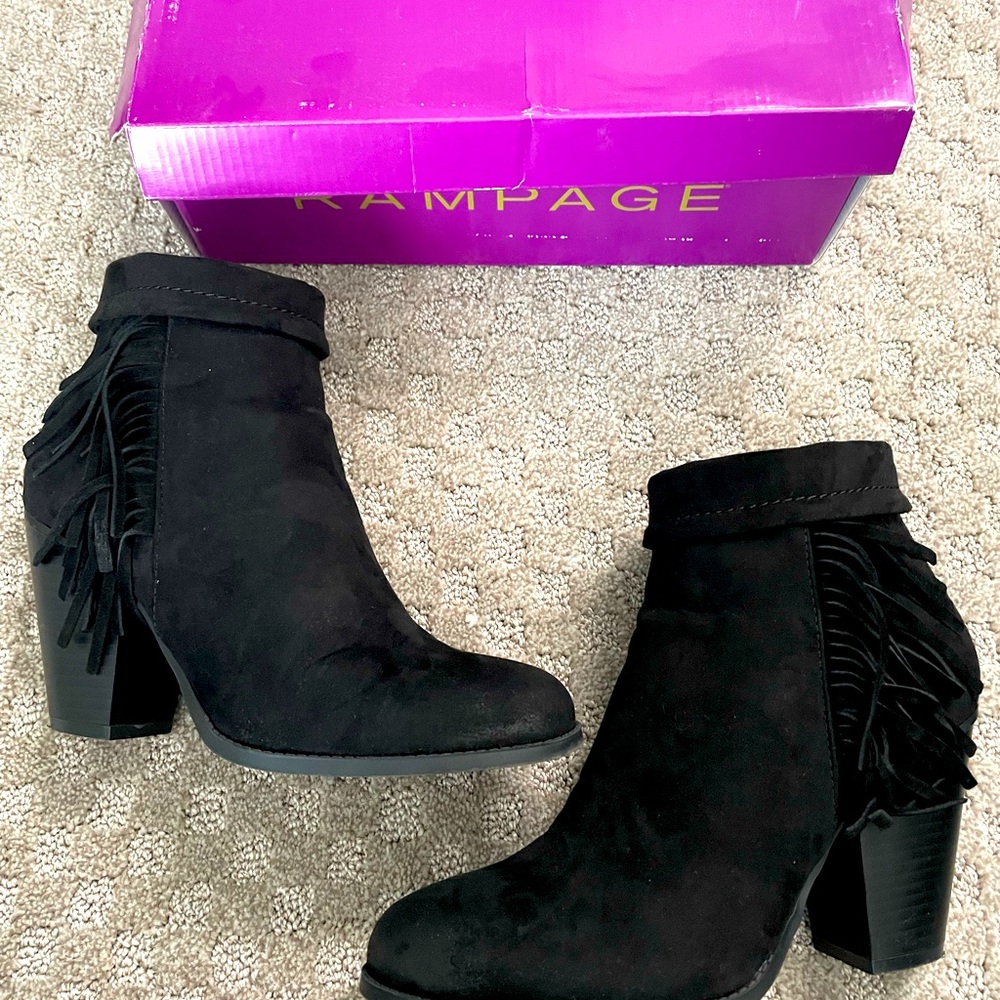 Suede fringe boots - brand new - never worn